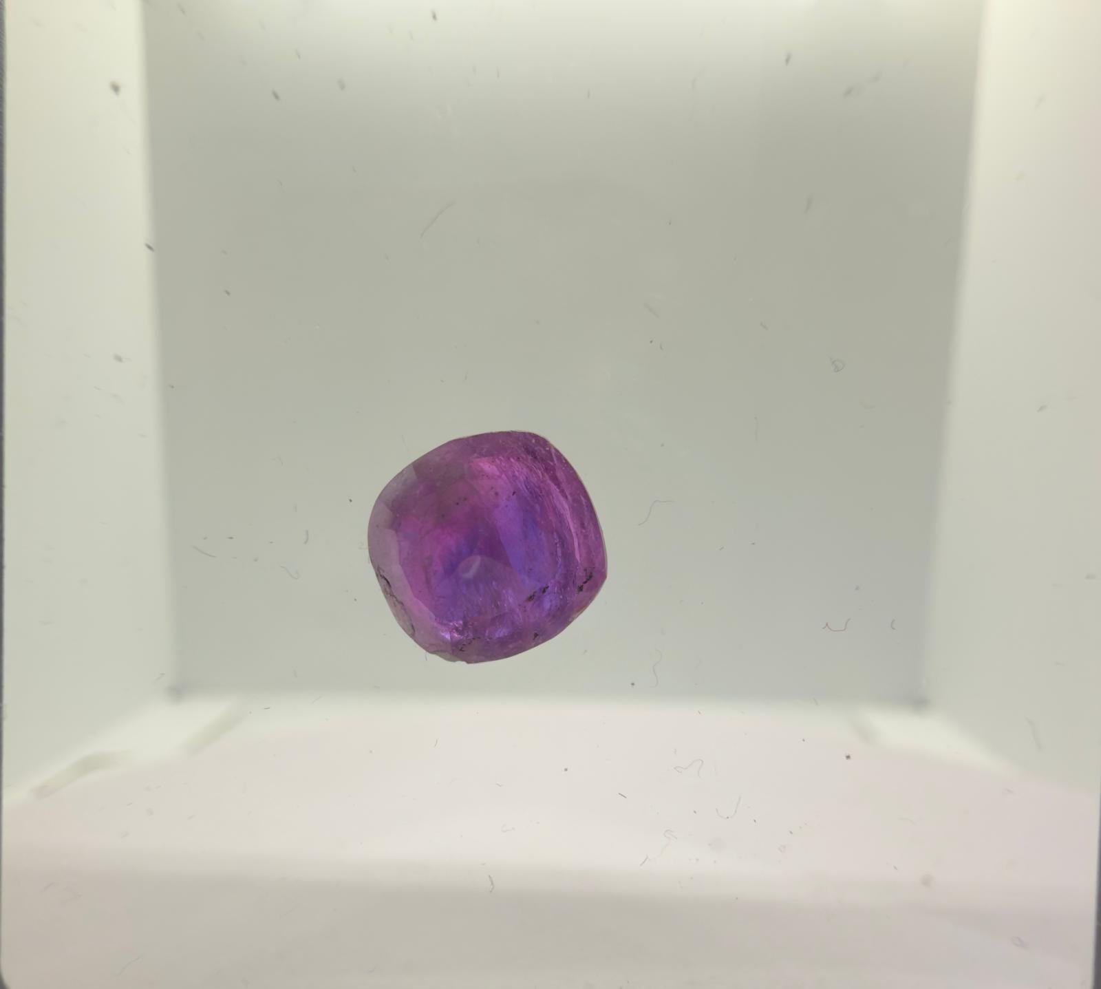 Ruby 3.55ct 9x9mm - Image 2