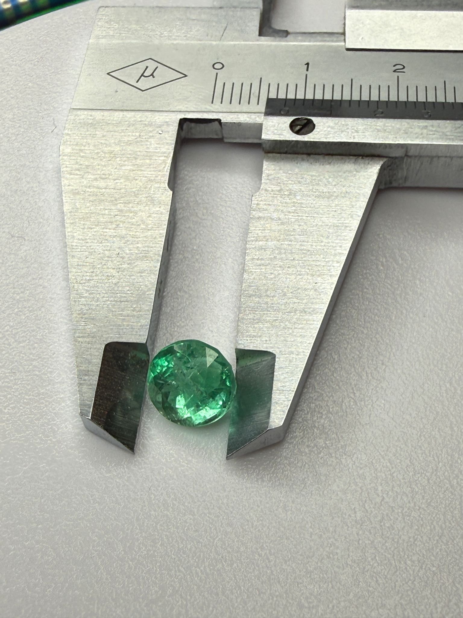 Emerald 2.4ct 5x5,5mm - Image 2