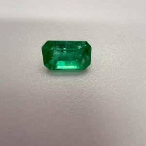 Emerald 2.7ct 10x6,5x5