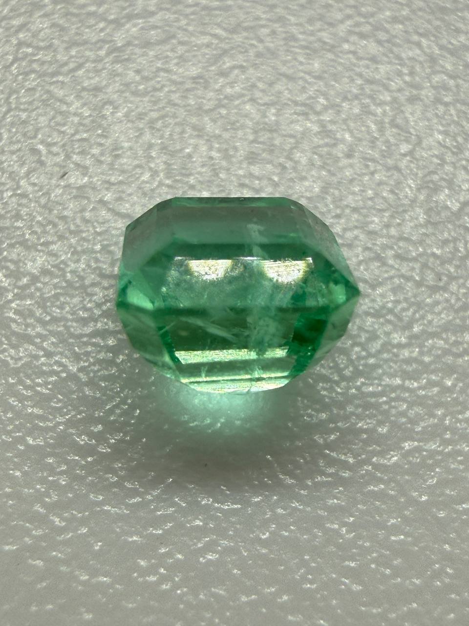 Natural Panjshir Emerald | 0.8ct Certified Vivid Green | 5x5mm Square Precision Cut - Image 3