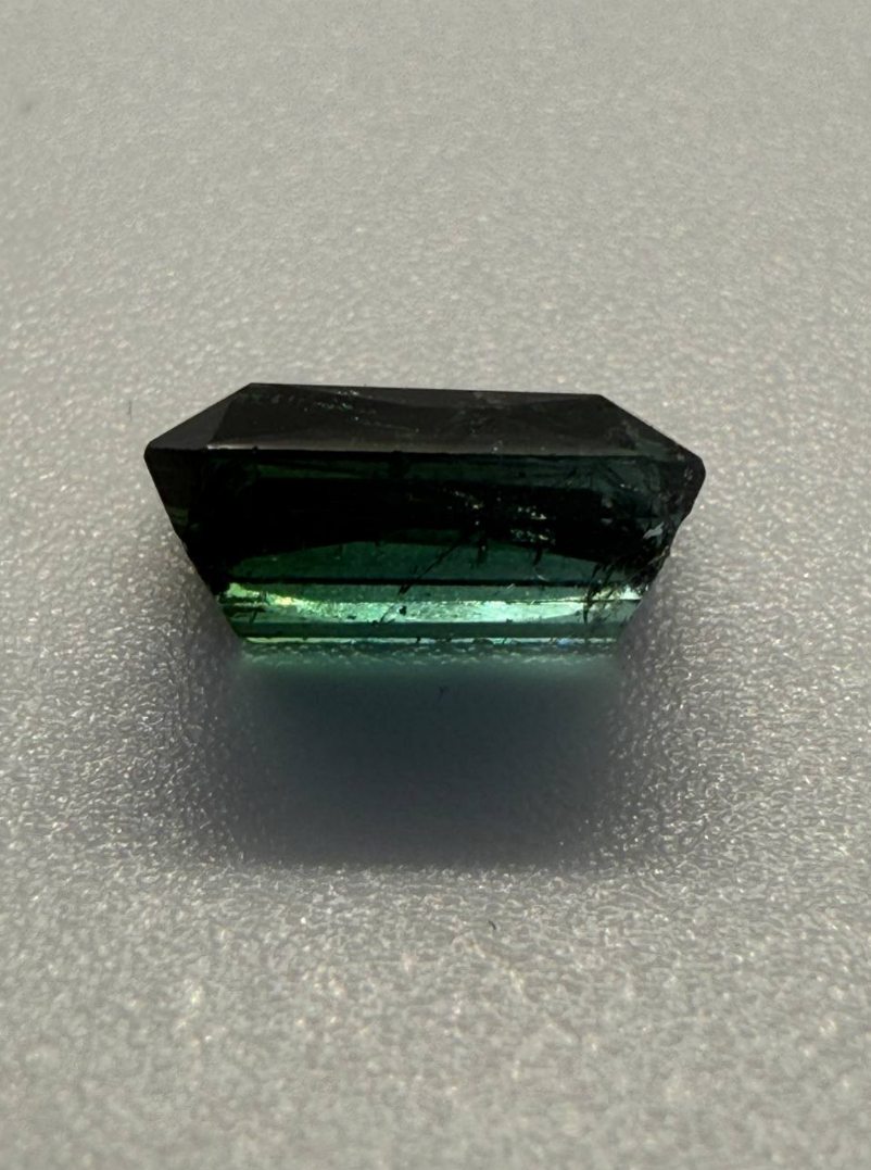 4.6ct Afghan Green Tourmaline – 11x9 mm – Certified by Czech Gemologist - Image 3