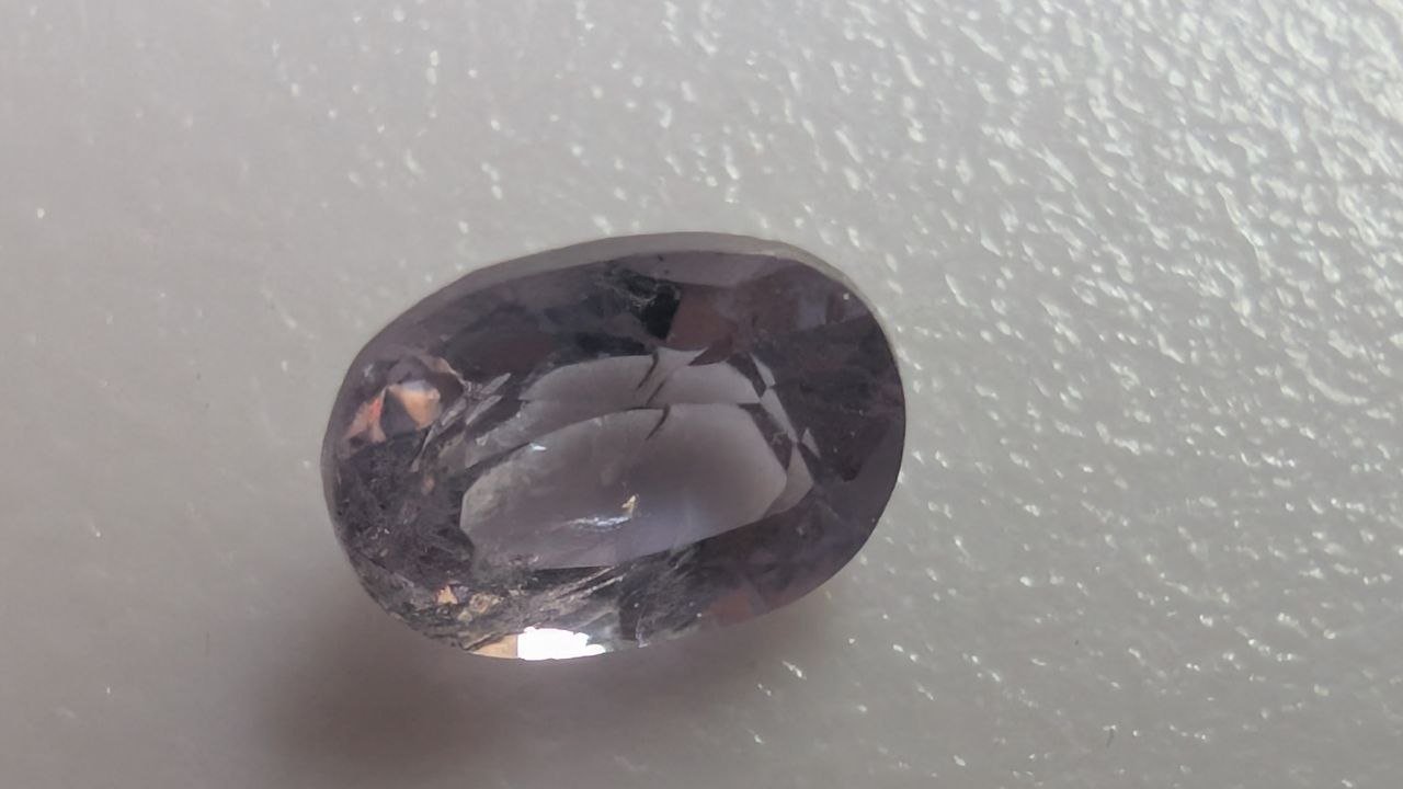 0.75ct Light Purple Spinel – AAA Quality – 4.5x6.4mm Oval – CERTIFIED
